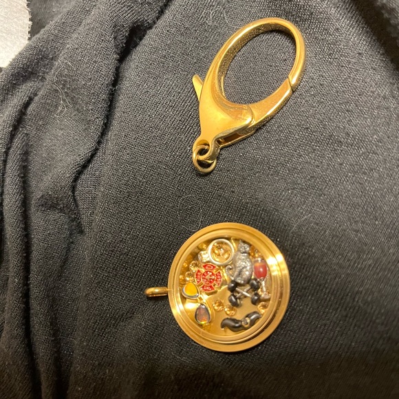 Origami Owl bezel w/many accessories - Picture 9 of 9